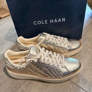 Cole Haan Soft Gold leather woven topspin sneakers size 8 womens
